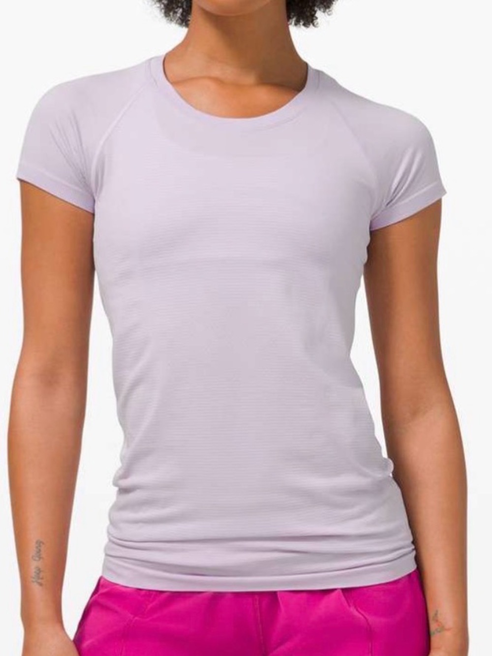 Lululemon Lavender Swiftly Tech Short Sleeve Shirt size 6